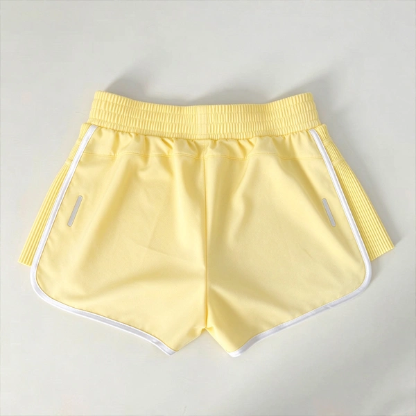 white,yellow,contrast,pleat